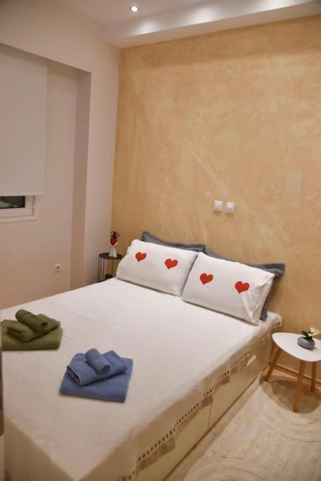Tiny Treasure Apartment Athens Luaran gambar