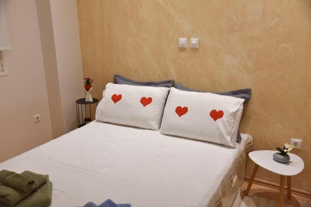 Tiny Treasure Apartment Athens Luaran gambar