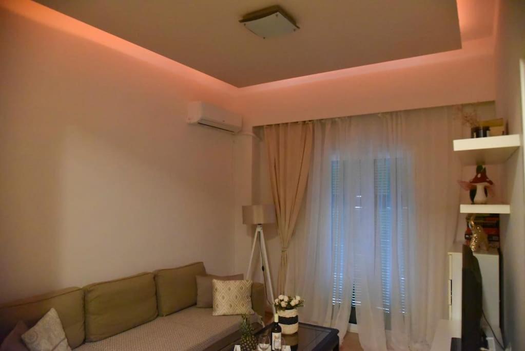 Tiny Treasure Apartment Athens Luaran gambar