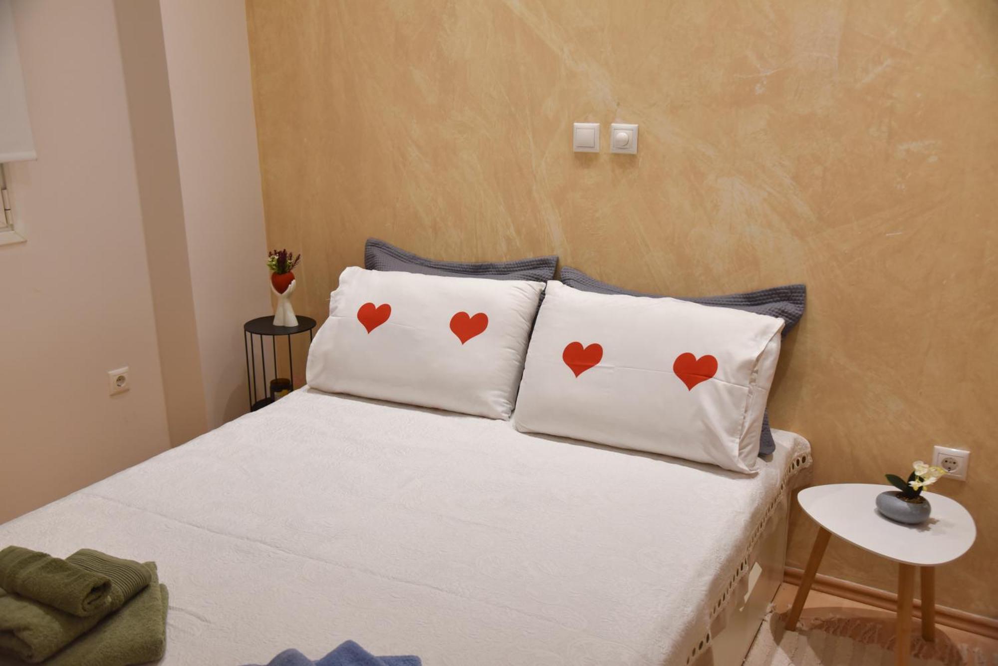 Tiny Treasure Apartment Athens Luaran gambar